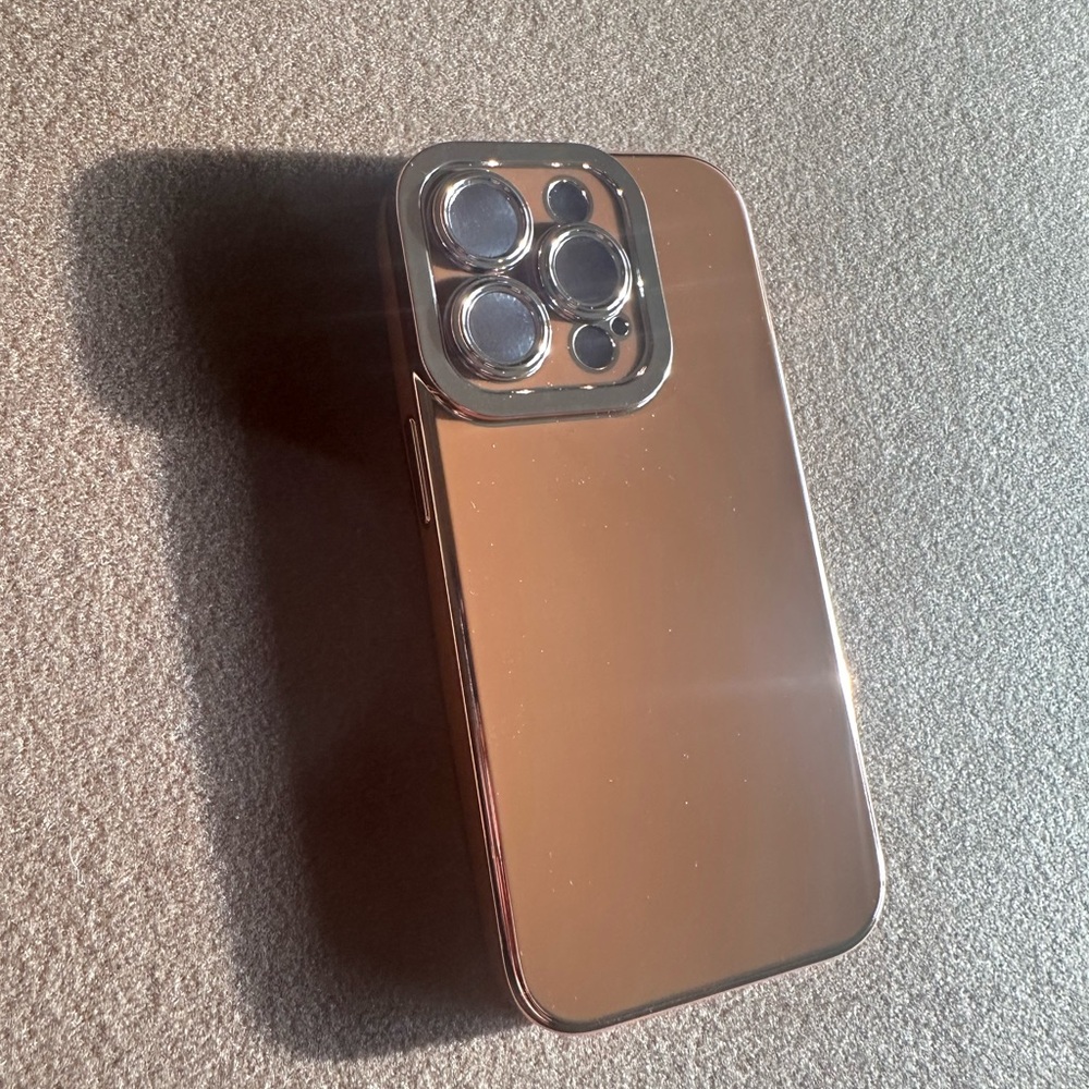 Brown gold - IPhone 14 Pro case